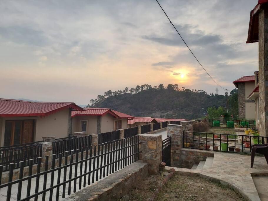 Himalayan View Villa 3 Bhk Shitlakhet Dış mekan fotoğraf